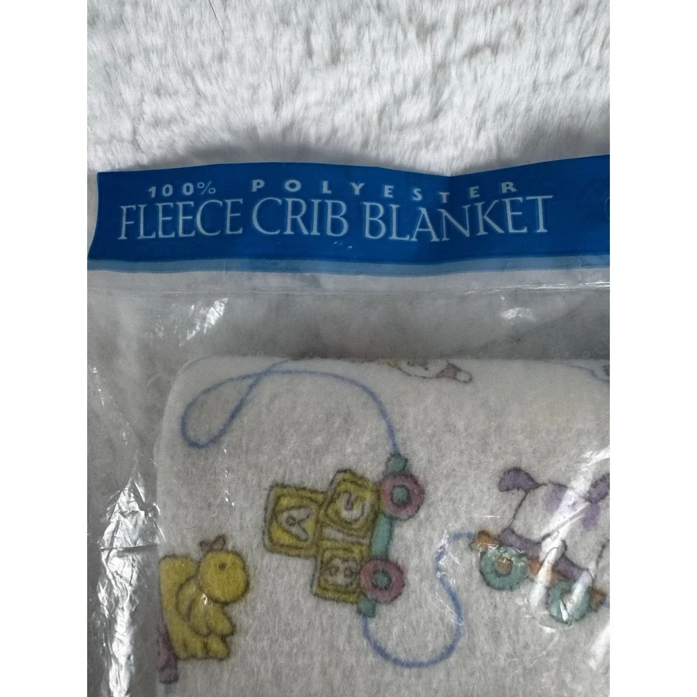 Vintage Owen Fleece Crib Blanket Unisex Receiving 40‎ x 45 USA Nursery Print